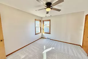 314 N London Ave, Rockford, IL 61107 - Photo 14