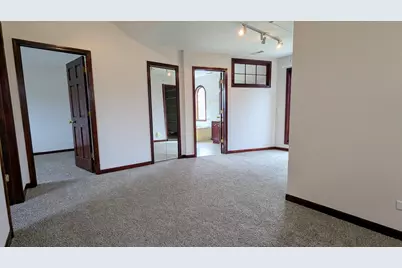 709 W Kenilworth Avenue, Palatine, IL 60067 - Photo 14