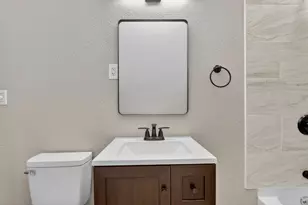 1011 15th St, Rockford, IL 61104 - Photo 24