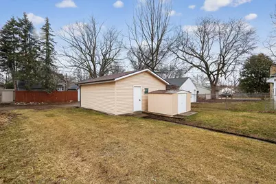 1011 15th Street, Rockford, IL 61104 - Photo 34