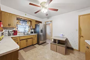 16712 Elm St, South Holland, IL 60473 - Photo 8