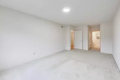 1327 Brown Street #404, Des Plaines, IL 60016 - Photo 8