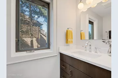 6555 Shabbona Road, Indian Head Park, IL 60525 - Photo 34