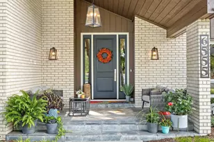 6555 Shabbona Rd, Indian Head Park, IL 60525 - Photo 2