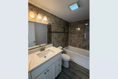 621 Mohawk Street, Joliet, IL 60432 - Photo 8