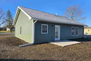 1301 Wabash Ave, Carthage, IL 62321 - Photo 16