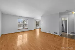 2466 Amber Ln, Elgin, IL 60123 - Photo 14