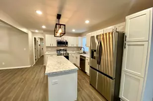 721 N 17th St, Herrin, IL 62848 - Photo 8