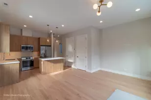 6749 S Langley Ave, Chicago, IL 60637 - Photo 14