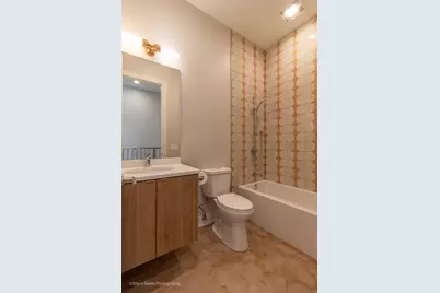 6749 S Langley Avenue, Chicago, IL 60637 - Photo 12