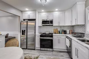 3651 177th St, Country Club Hills, IL 60478 - Photo 8