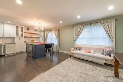 7002 Lorel Avenue, Skokie, IL 60077 - Photo 10