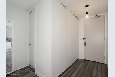 655 W Irving Park Road #3315, Chicago, IL 60613 - Photo 4