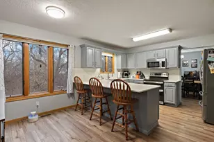 704 E 6th St, Coal Valley, IL 61240 - Photo 12