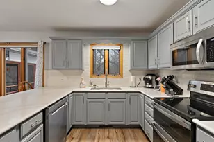 704 E 6th St, Coal Valley, IL 61240 - Photo 14