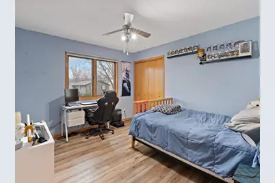 704 E 6th Street, Coal Valley, IL 61240 - Photo 36