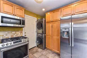 930 Maple Ct, Bartlett, IL 60103 - Photo 10