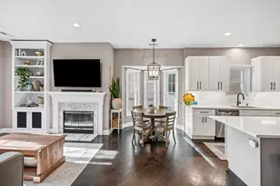 1318 W Fletcher St, Chicago, IL 60657 - Photo 6