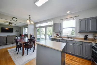 445 Kelly Avenue, Yorkville, IL 60560 - Photo 12