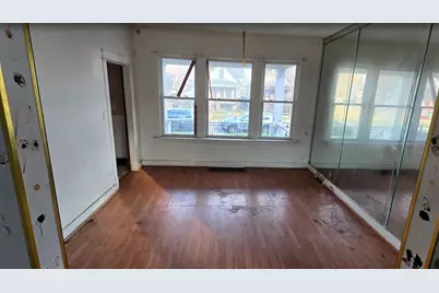 121 W 109th Place, Chicago, IL 60628 - Photo 2