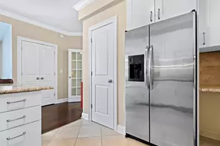 744 N Clark St, Chicago, IL 60654 - Photo 6