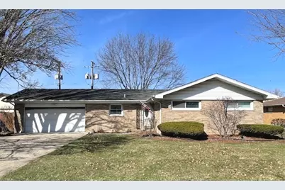 700 Longview Drive, Countryside, IL 60525 - Photo 1