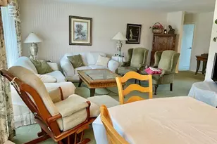 700 Longview Dr, Countryside, IL 60525 - Photo 6