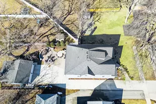 374 N Myrtle Ave, Elmhurst, IL 60126 - Photo 68