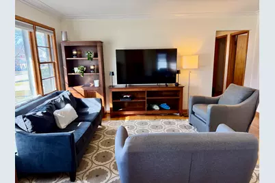 614 E Madison Street, Villa Park, IL 60181 - Photo 2