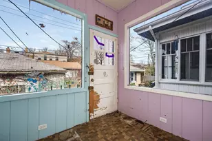 2542 W Coyle Ave, Chicago, IL 60645 - Photo 16