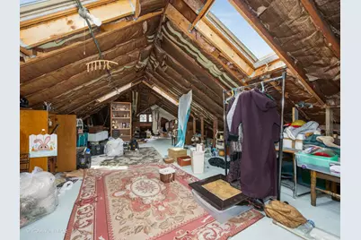 2542 W Coyle Avenue, Chicago, IL 60645 - Photo 20