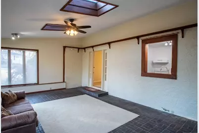 2109 N Washington Avenue, Danville, IL 61832 - Photo 4