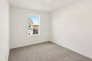 2310 Noble Ln, Yorkville, IL 60560 - Photo 12