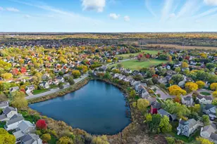 35 S London Ct, South Elgin, IL 60177 - Photo 20