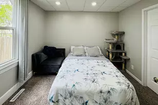 306 11th Ave, Sterling, IL 61081 - Photo 8