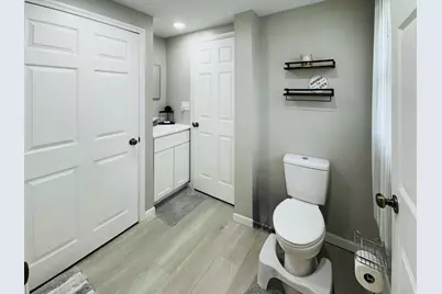 306 11th Avenue, Sterling, IL 61081 - Photo 6