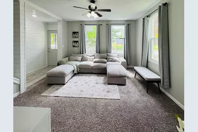 306 11th Avenue, Sterling, IL 61081 - Photo 2