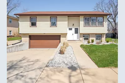 266 Marilyn Avenue, Glendale Heights, IL 60139 - Photo 1