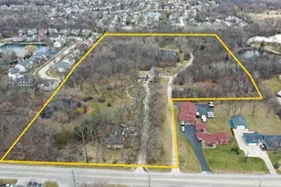 18238 W Gages Lake Rd, Grayslake, IL 60030 - Photo 2
