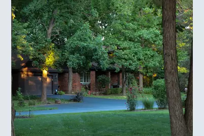 18238 W Gages Lake Road, Grayslake, IL 60030 - Photo 10