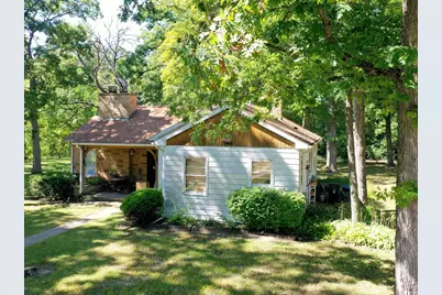 18238 W Gages Lake Road, Grayslake, IL 60030 - Photo 20