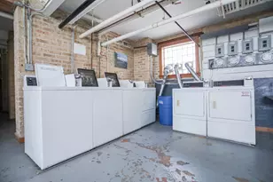 1318 W Foster Ave, Chicago, IL 60640 - Photo 8