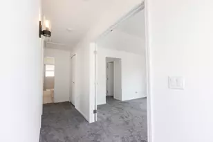 4257 N Kolmar Ave, Chicago, IL 60641 - Photo 40