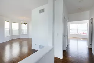 4257 N Kolmar Ave, Chicago, IL 60641 - Photo 12