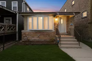 2049 N Kildare Ave, Chicago, IL 60639 - Photo 2