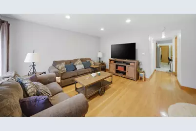 2049 N Kildare Avenue, Chicago, IL 60639 - Photo 4