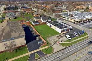 8404 S Roberts Rd, Justice, IL 60458 - Photo 1