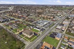 8404 S Roberts Rd, Justice, IL 60458 - Photo 6