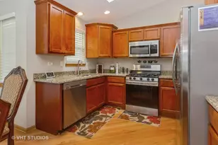 4613 Kylemore Ct, Joliet, IL 60431 - Photo 4