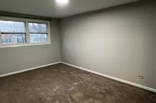 1010 Denham Pl, Schaumburg, IL 60194 - Photo 12